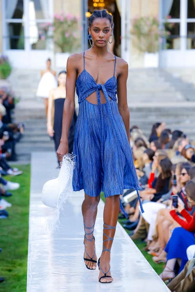 Look 4